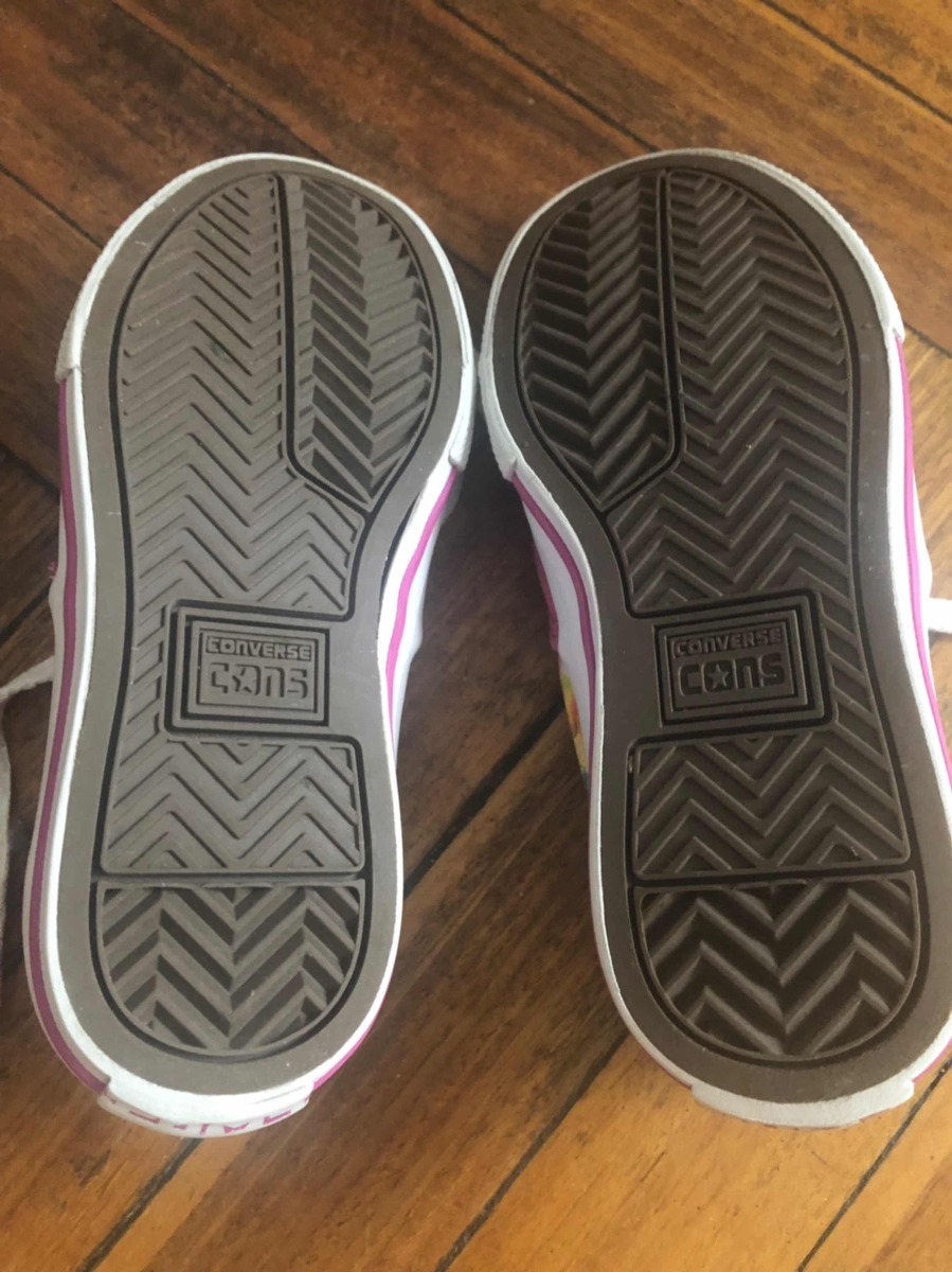 {keywor d} converse fuxia niña