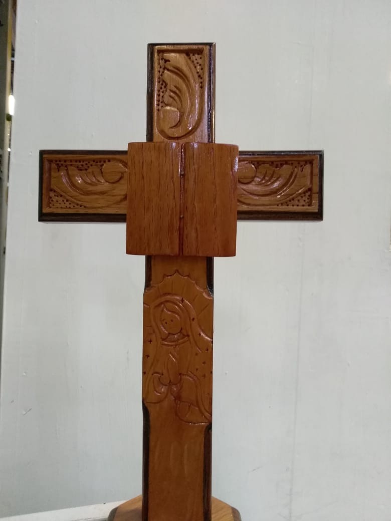 Cruz De Cedro Para Difunto Virgen, Grabada Y Decorada - $ 780.00 en
