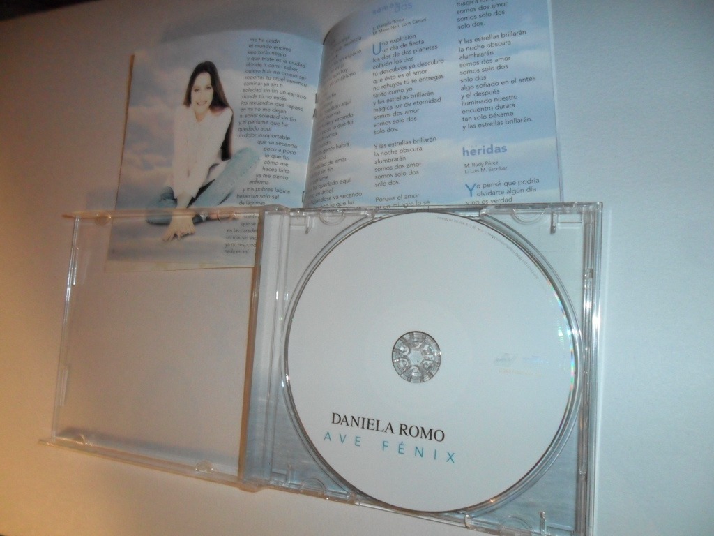 daniela romo ave fenix daniela romo ave fenix