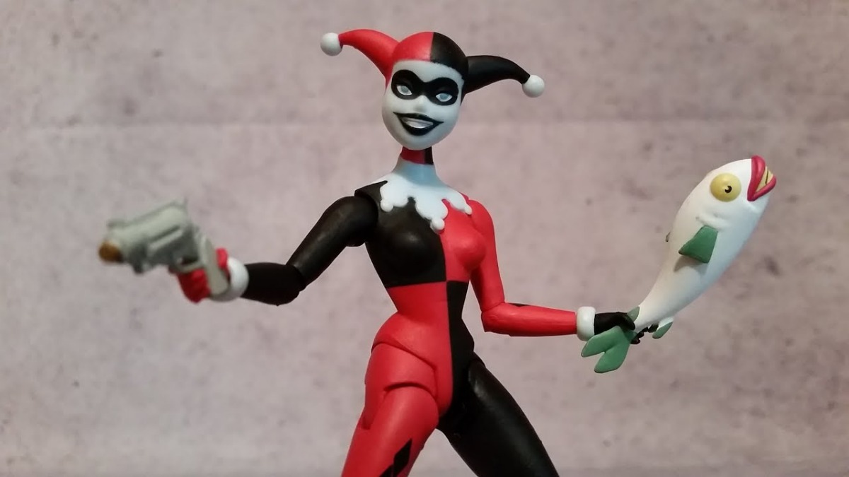 DC Collectibles Batman The Animated Series Harley Quinn Action Figure