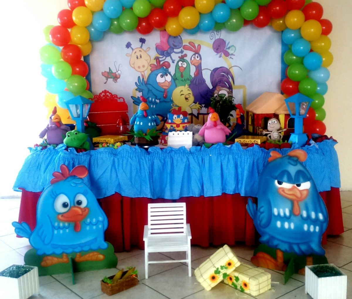 Decoração De Festa Infantil Galinha Pintadinha Aluguel - R ...