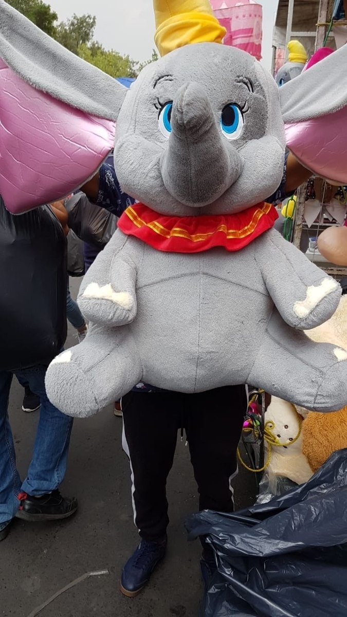Dumbo Peluche Gigante 80 Cm Envio Y Caja Gratis - $ 1,390.00 en 