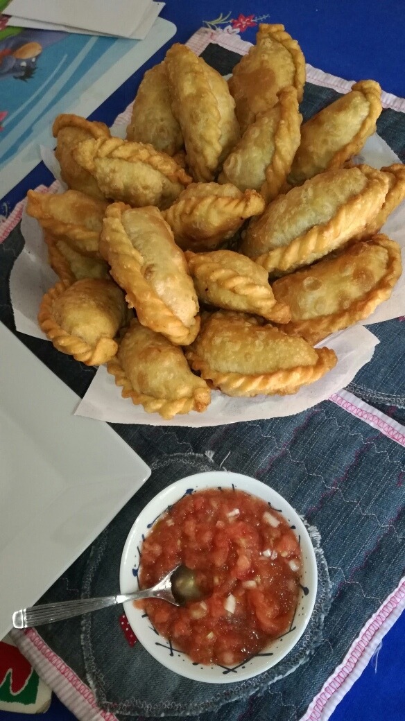 Empanadas Saltenas De Carne Cortada A Cuchillo A 540 45 00