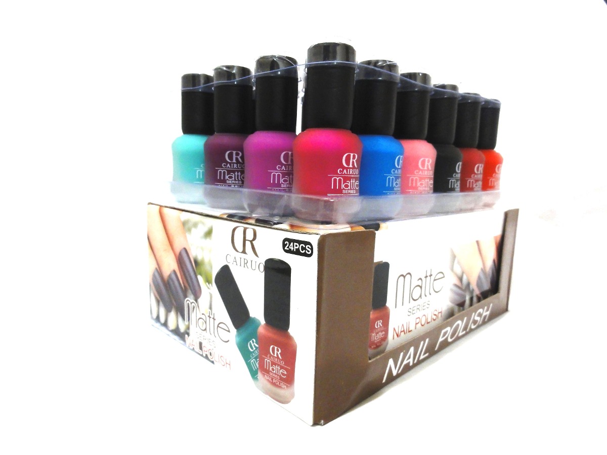 Tendencias para colores de uñas otoño-invierno 2018-2019 Las tendencias para los colores de uñas otoño-invierno seguirán la línea general de tonos para la moda en estas estaciones. No es que haya faltado originalidad o creatividad en la hora de definir las manicuras a llevar, sino que los colores profundos e intensos para este año se ven demasiado bonitos y cuando es así, hay que disfrutarlos.