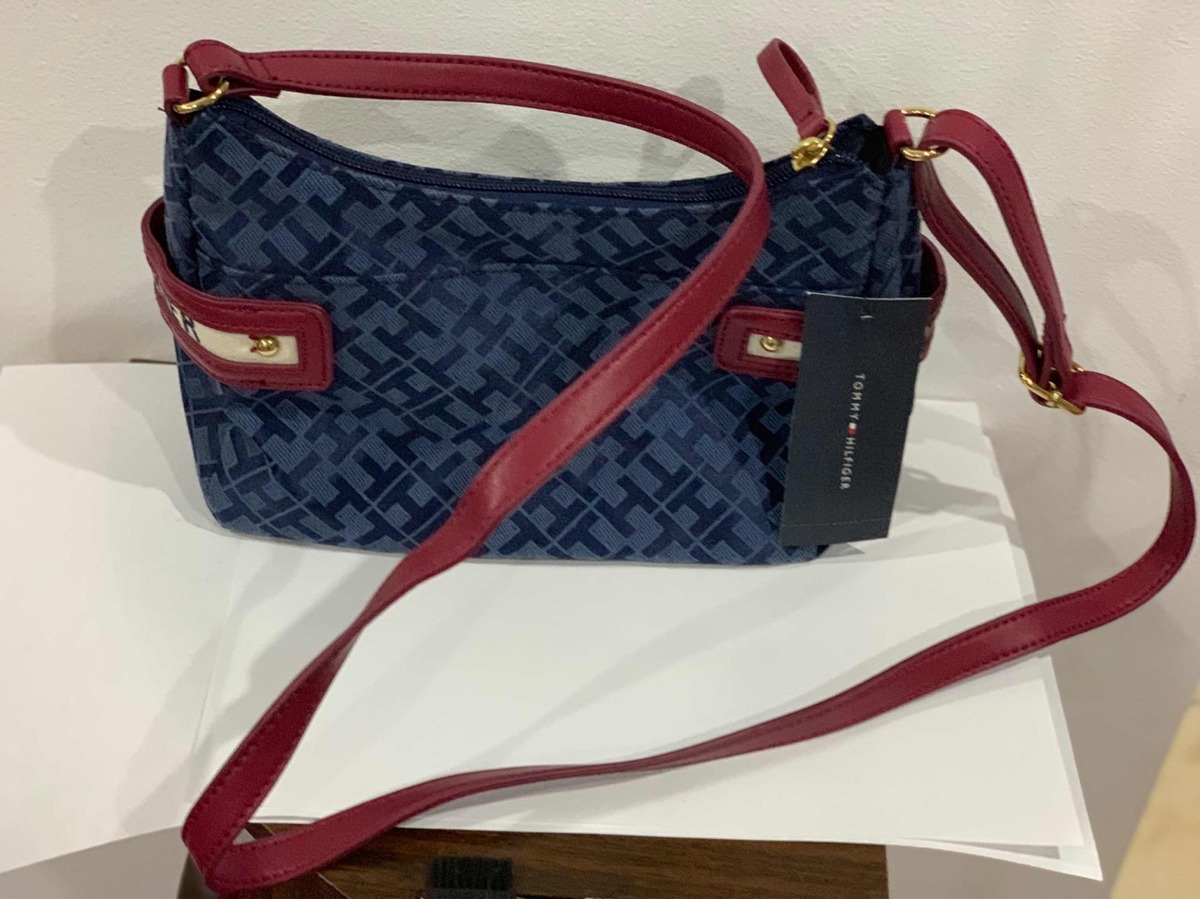 Sentirse mal Partina City mini Espectaculares Bolsos Manos Libre Tommy Hilfiger Original - $ 150.000 en Mercado Libre Sentirse mal Partina City mini Espectaculares Bolsos Manos Libre Tommy Hilfiger Original - $ 150.000 en Mercado Libre