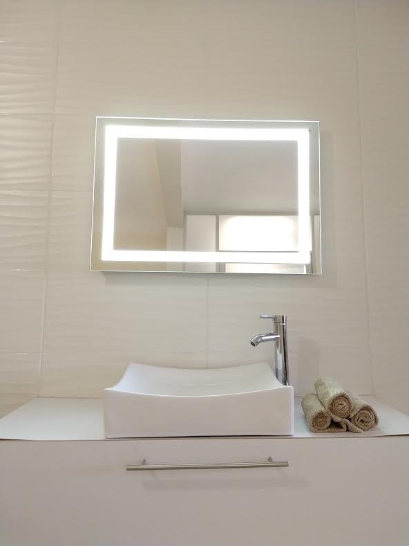 Espejo Electrónico Con Luz Led Integrada De 60x86cm - $ 2,460.00 en Mercado Libre