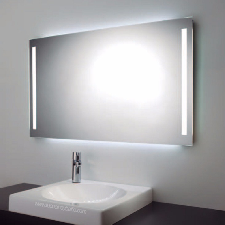 Espejo Para Baño Con Luz Led Integrada De Dos Barras 45x65cm - $ 1,885.