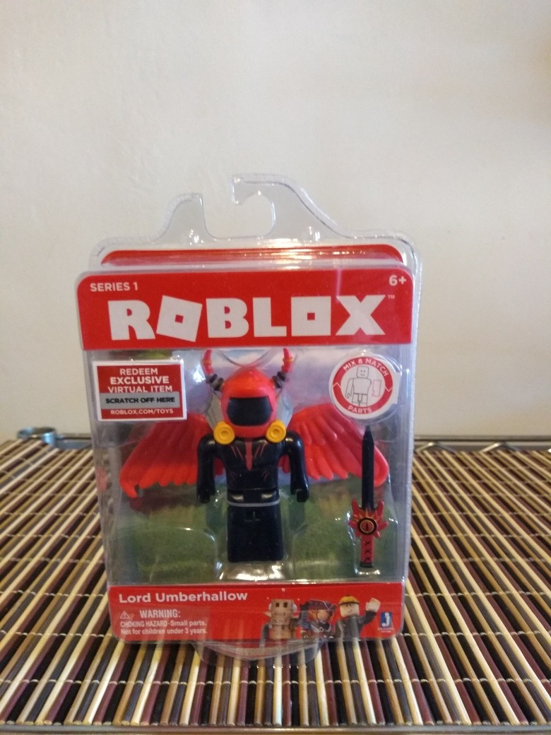 Figura Roblox Serie 1 Lord Umberhallow - lord umberhallow roblox toys