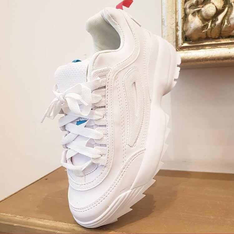 Fila Disruptor Blancas Talles Del 35-40 - $ 2.900,00 en Mercado Libre
