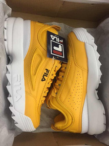 tenis fila color amarillo
