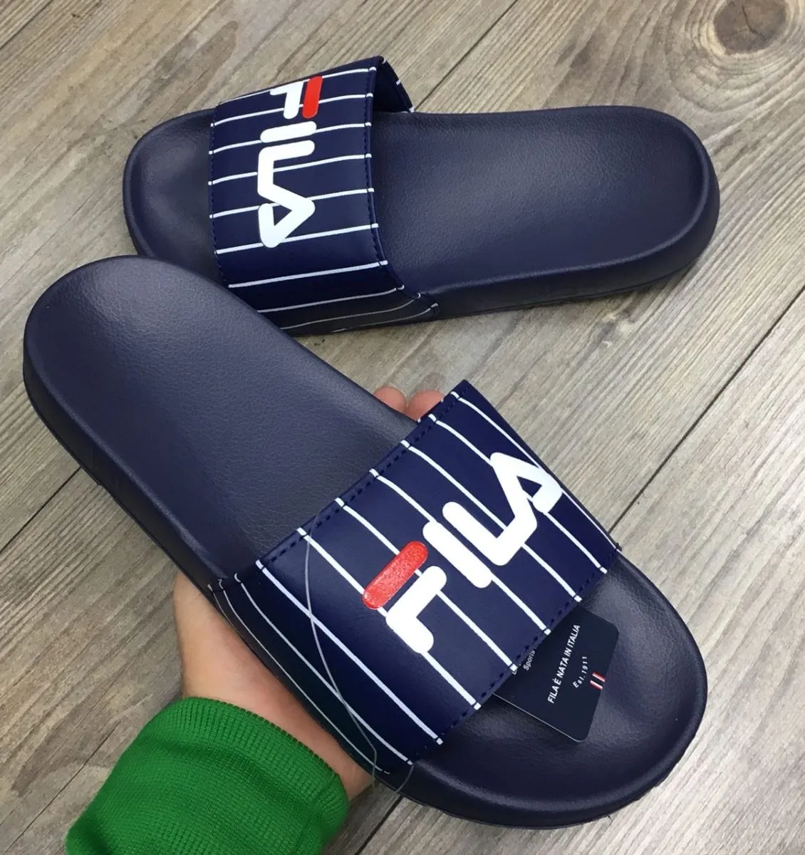 comprar chanclas fila