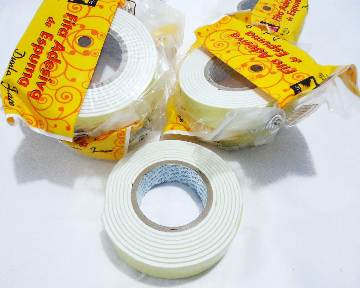 Fita Banana Adesiva Espuma Dupla Face 1,5 Mts C/3 Tok Crie - R$ 18,28