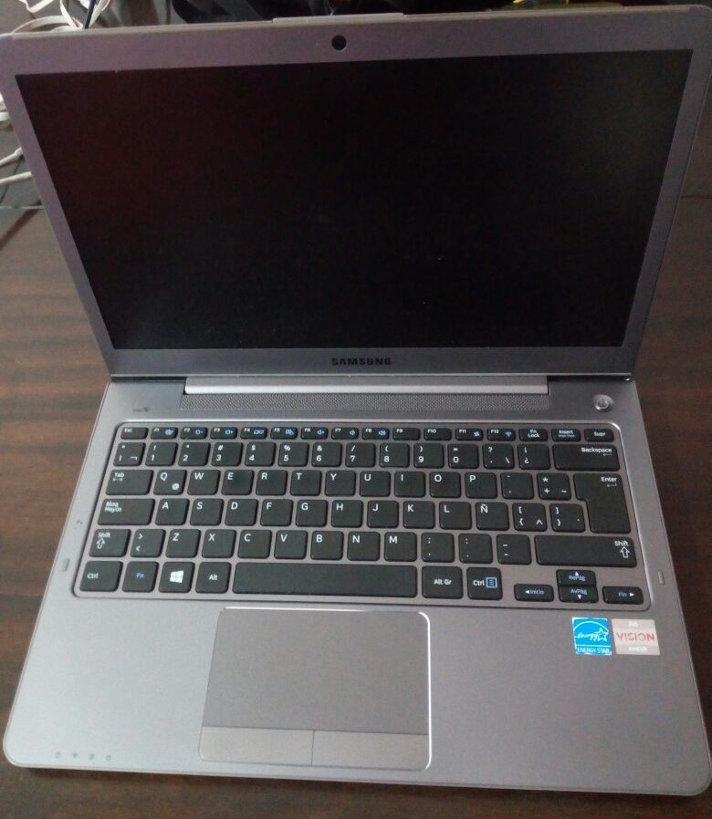 carcasa laptop samsung np535u3c carcasa laptop samsung np535u3c
