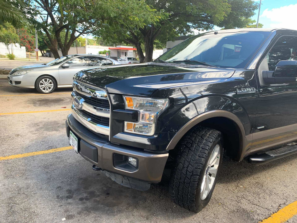 Ford F150 3.7 Xl Doble Cabina 4x2 Mt 2015 420,000 en Mercado Libre