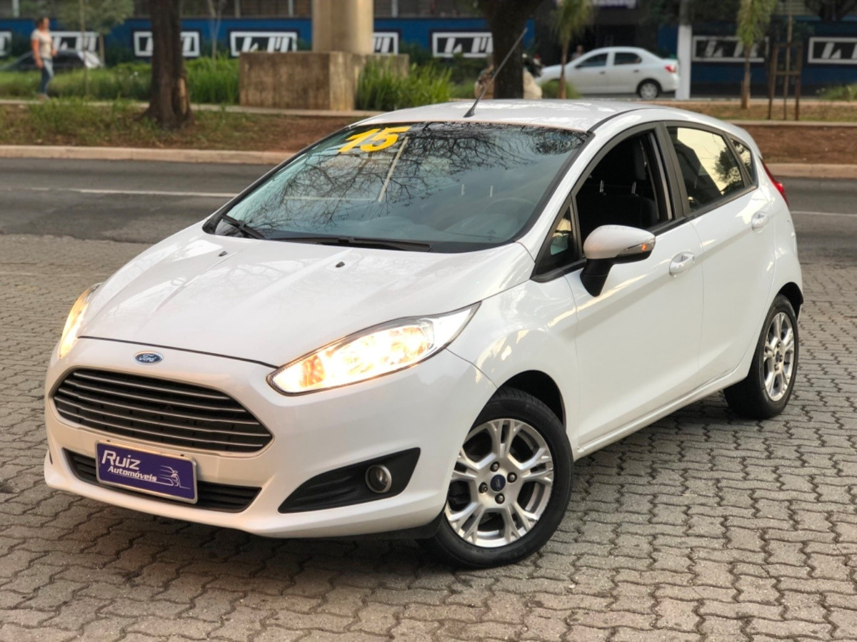 Ford New Fiesta Hatch Se Powershift Automático Vila Prudente R 36.