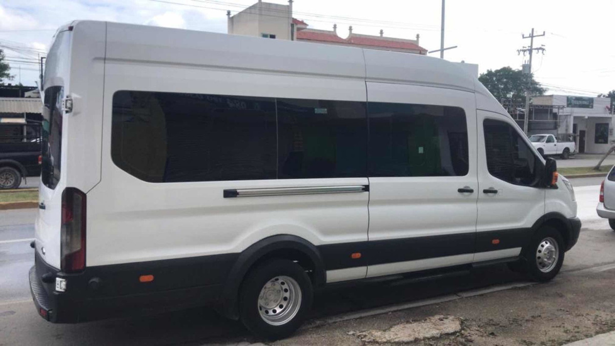 Ford Transit Bus Diésel 18 Pax 335,000 en Mercado Libre