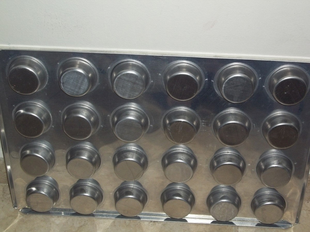 Forma Para Mini Cupcake 24 Cavidades Em Aluminio R 65 90 Em