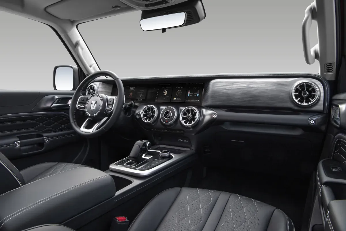 Imagem interior Tank 300 Hi4-T