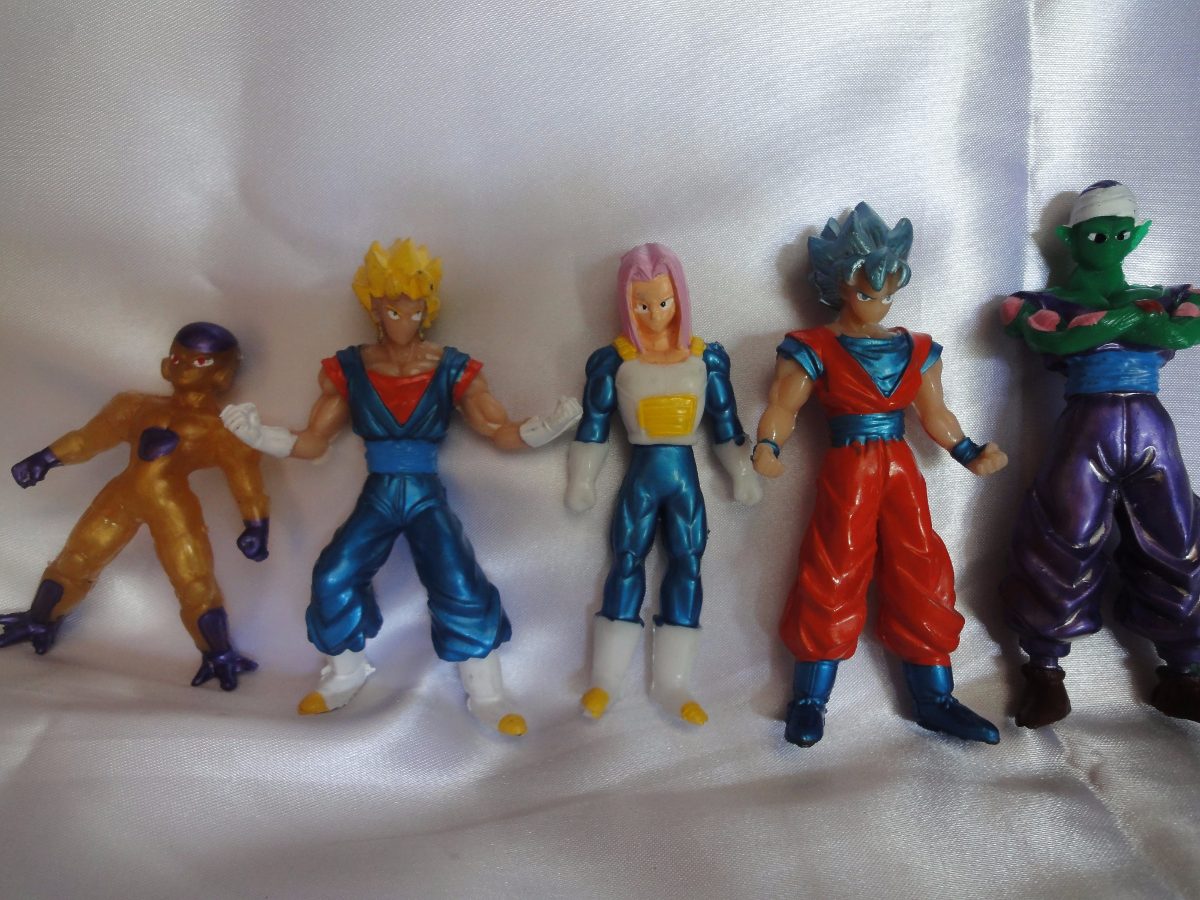 Goku Fases + Muñeco De Maqueta Dragon Ball - $ 112.00 en 