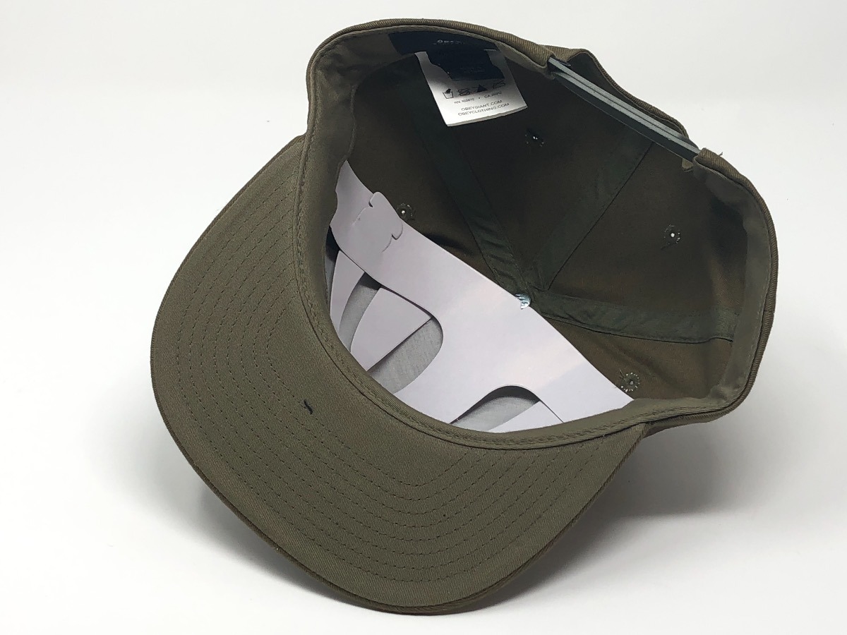 gorras vans olive