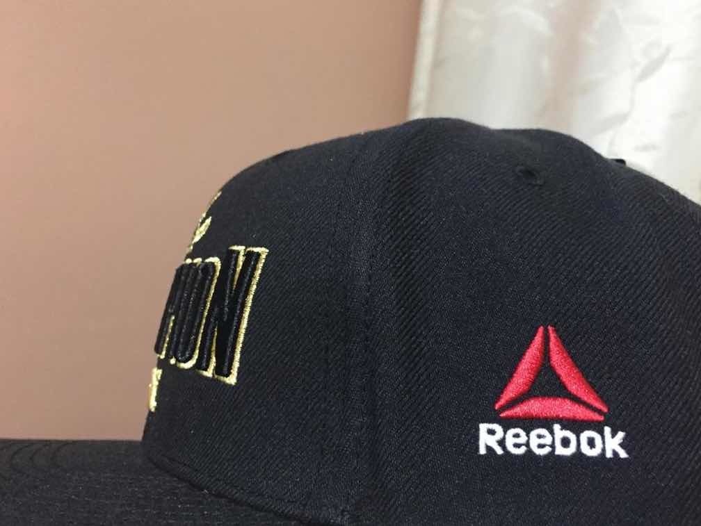 gorras ufc reebok