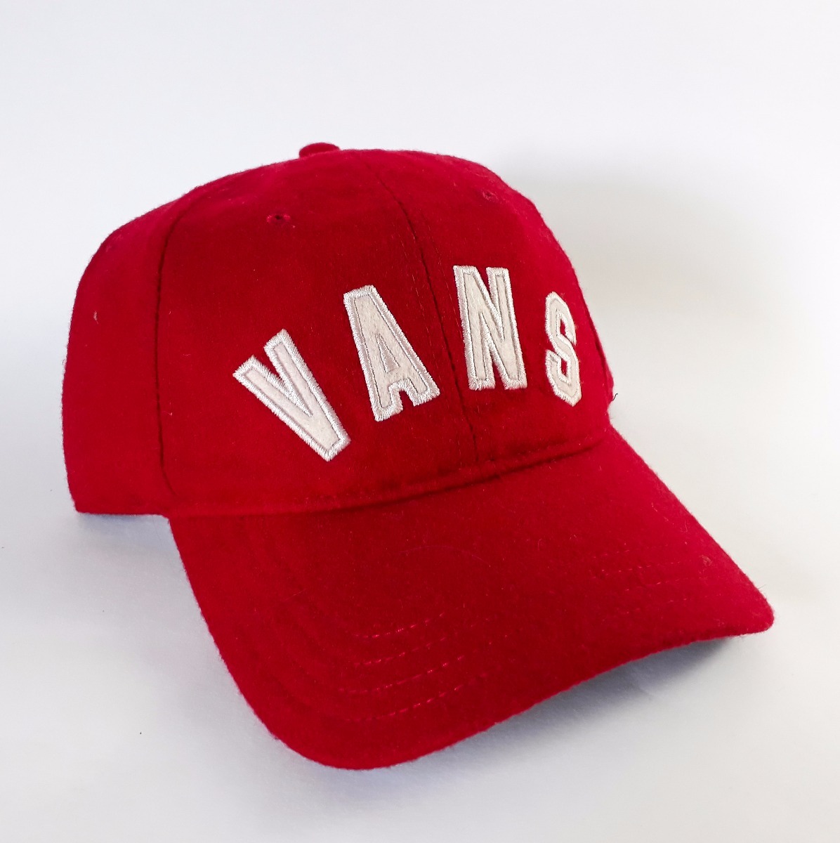 gorra vans roja