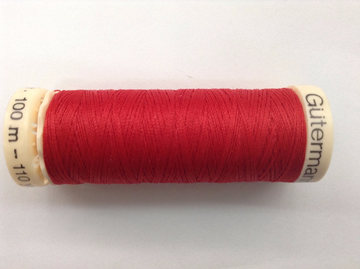 100m Hilo De Poliéster Gutermann Coser todos los rojos