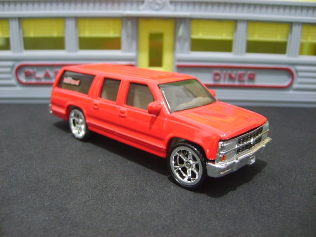 hot wheels chevy suburban