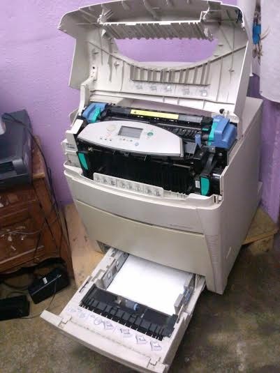 Impresora A Color Laser Doble Carta Hp Laserjet 5500 