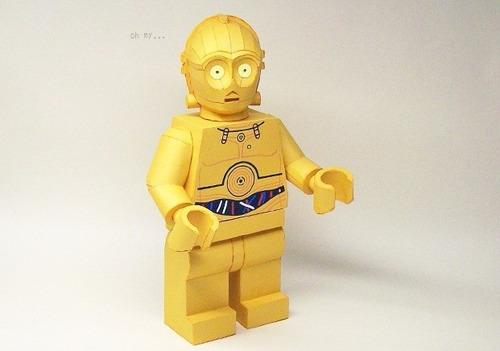 Papercraft imprimible y armable del famoso C-3PO de Star Wars. Manualidades a Raudales.