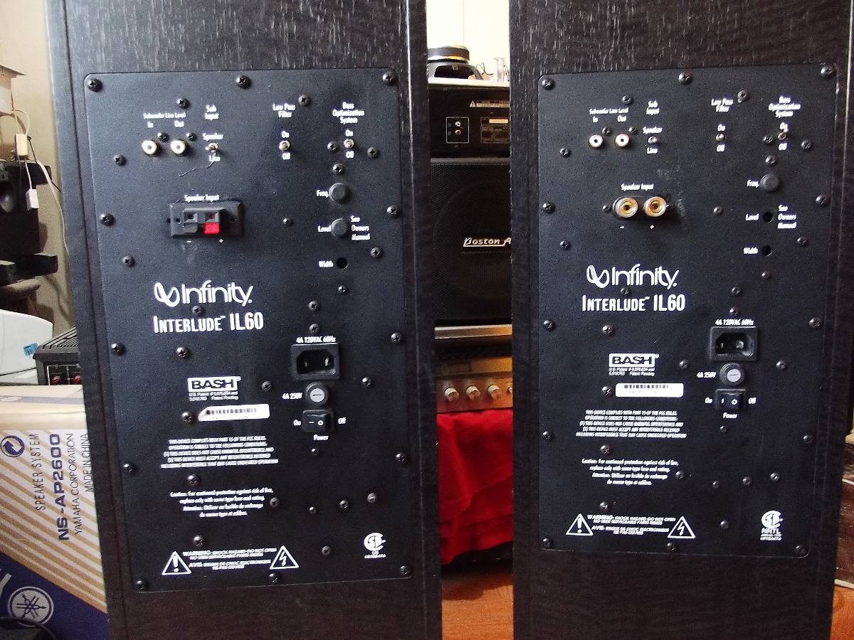 Infinity Interlude Il60 Subwoofer De 10 Pulgadas Mas Torres 7,000.