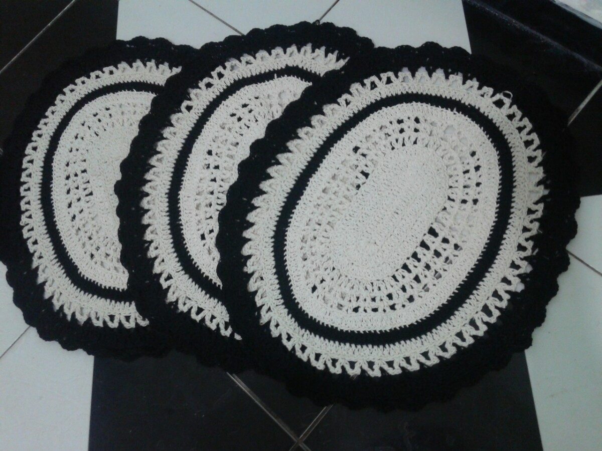 Jogo De 3 Tapetes De Croch Para Quarto Sala E Cozinha R 45 00 ~ Tapete De Quarto De Barbante E Quarto Laranja E Marrom Jogo De 3 Tapetes De Croch Para Quarto Sala E Cozinha R 45 00 ~ Tapete De Quarto De Barbante E Quarto Laranja E Marrom