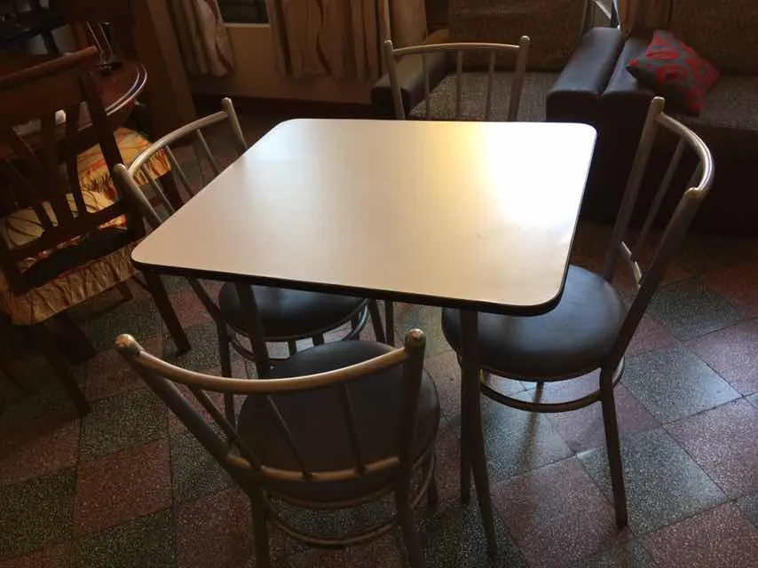 Juego De Comedor 4 Sillas Ikasa S 250 00