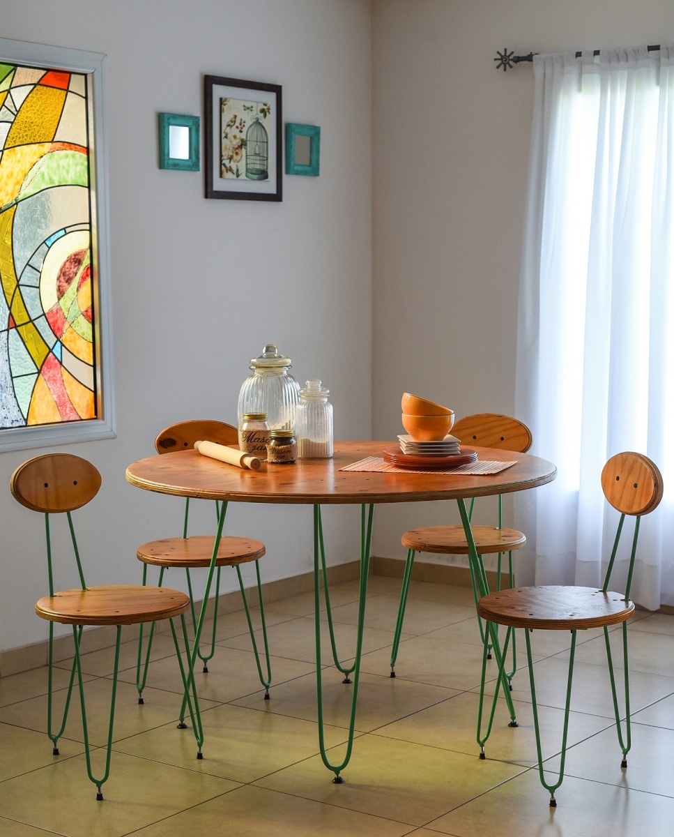 Juego De Comedor Mesa Redonda Con 4 Sillas - $ 9.989,00 en Mercado Libre Juego De Comedor Mesa Redonda Con 4 Sillas - $ 9.989,00 en Mercado Libre