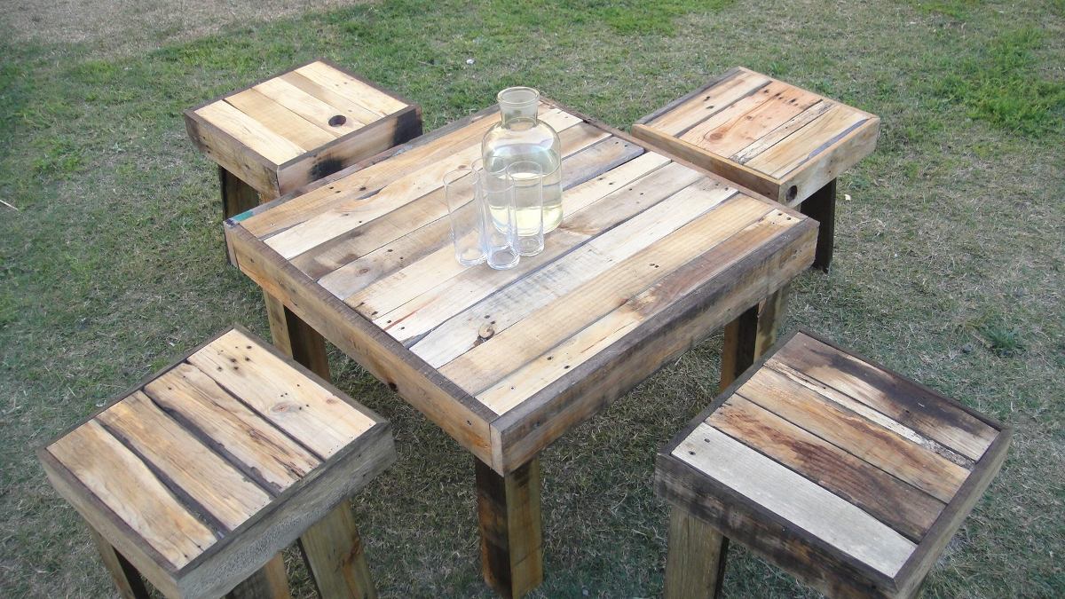 Juego De Mesa De Jardin De Tarimas Y Madera Reciclada Mesa+4 - $ 3,499.