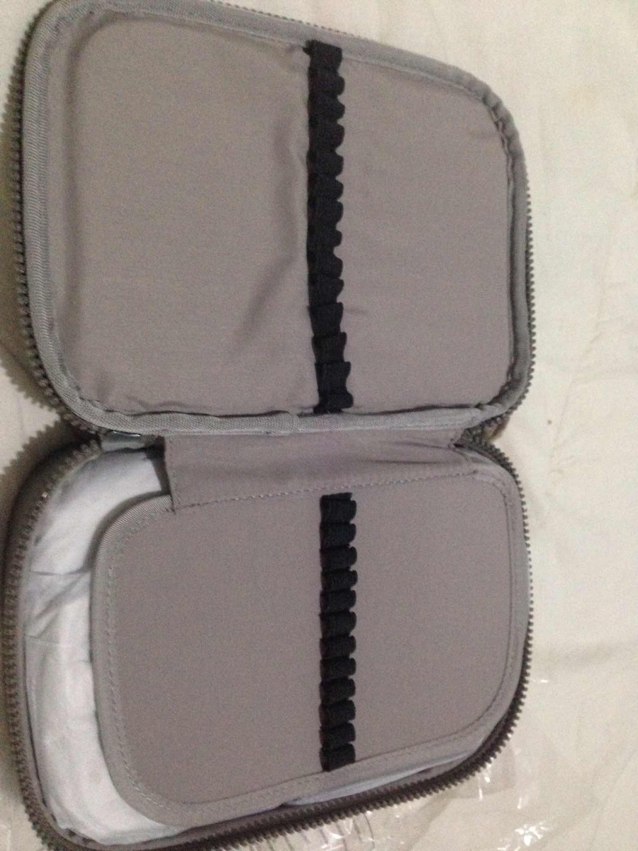 Kipling Mochila E Estojo 100 Pens Metálico Pewter Novos Kipling Mochila E Estojo 100 Pens Metálico Pewter Novos