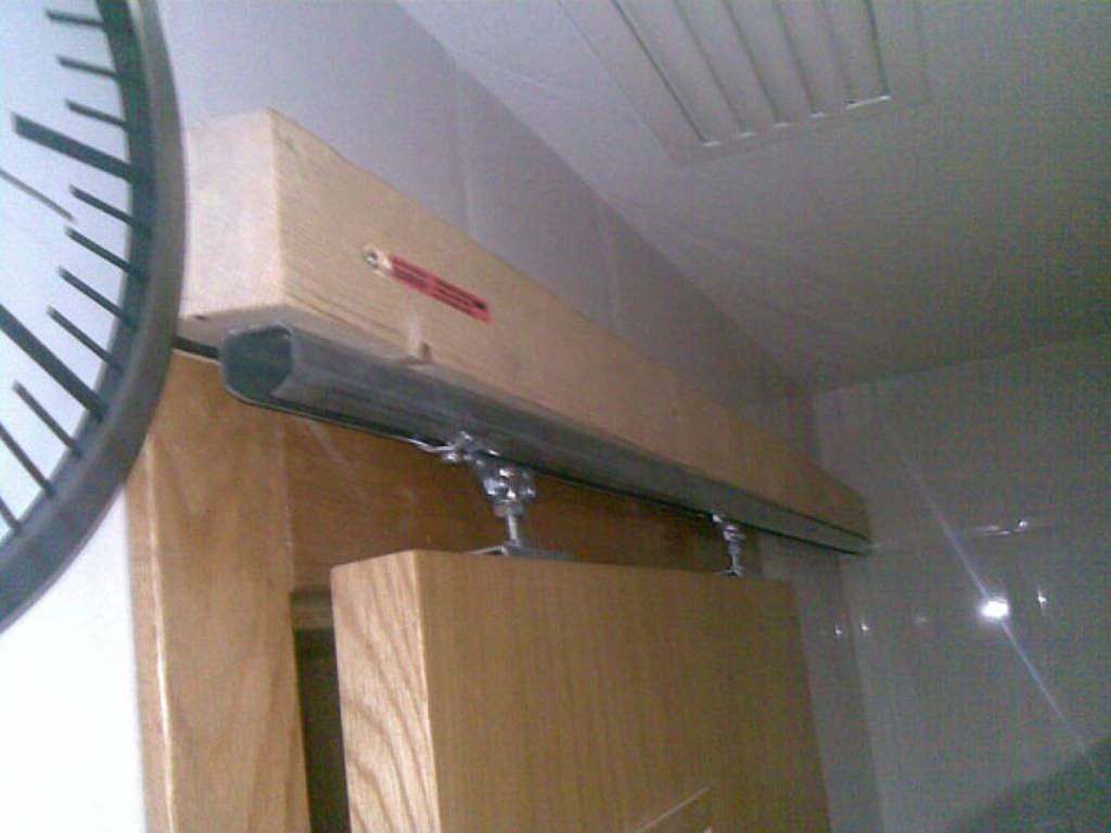 Como hacer una puerta corrediza Como hacer una puerta corrediza