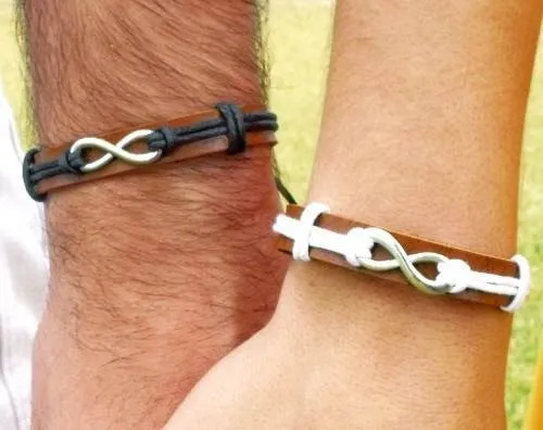 Kit Pulseiras Casal Infinito Presente Namorados Aliança C/ 2