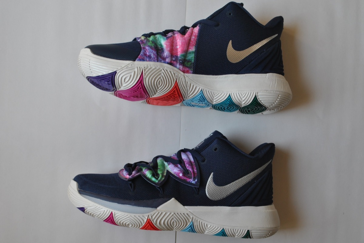 Kp3 Botas Caballeros Nike Kyrie Irving 5 Azul Multicolor - Bs.  42.000.000,00 en Mercado Libre