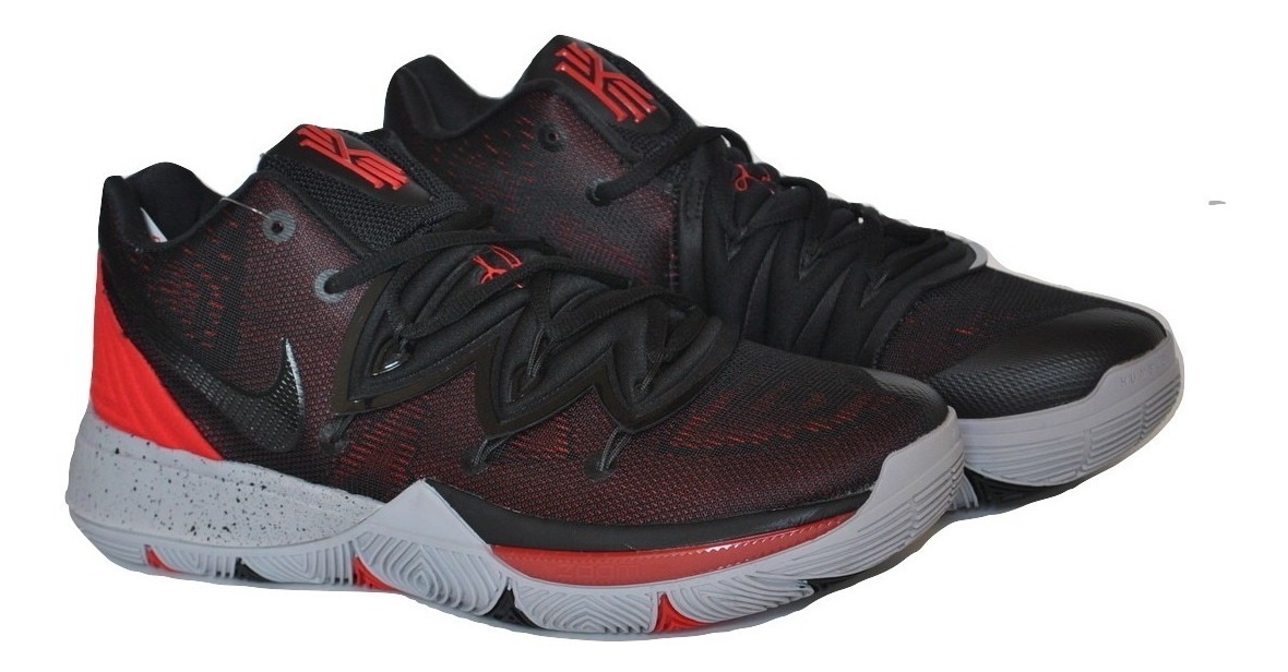 Kp3 Botas Caballeros Nike Kyrie Irving 5 Negro Rojo - Bs. 42.000.000,00 en  Mercado Libre