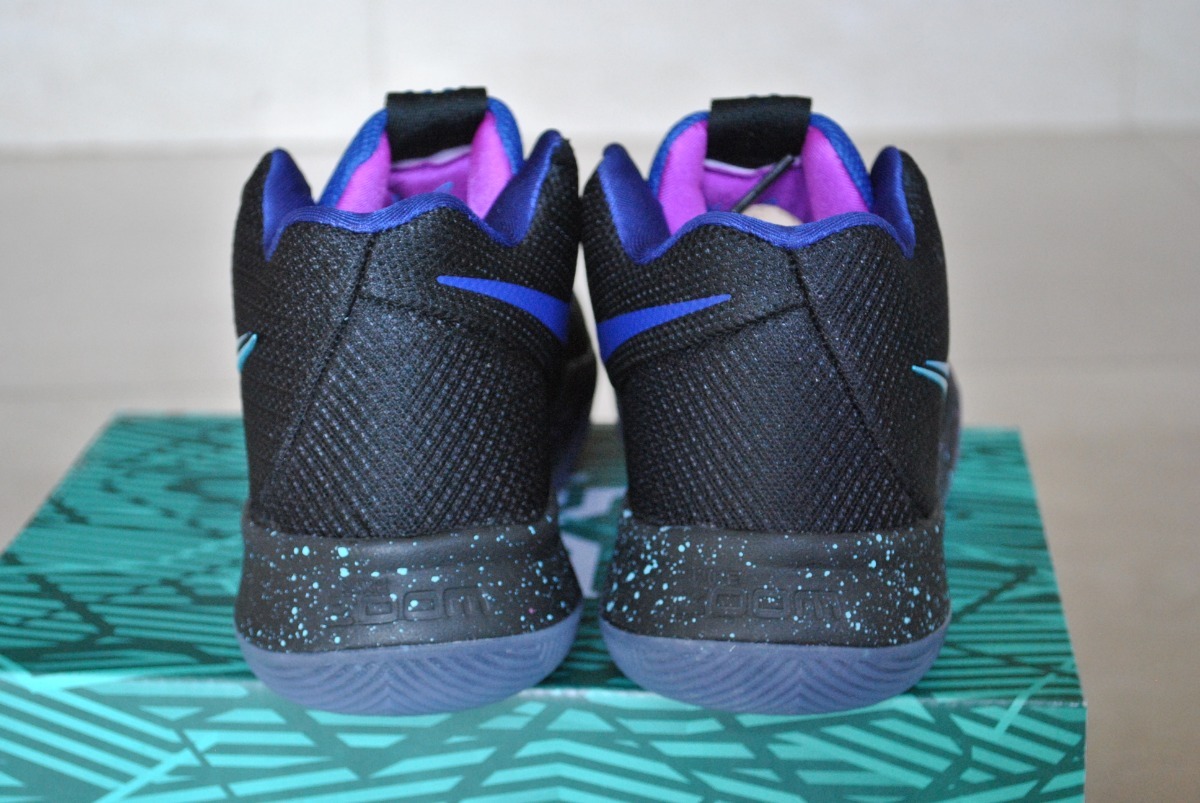 kyrie irving 3 azules