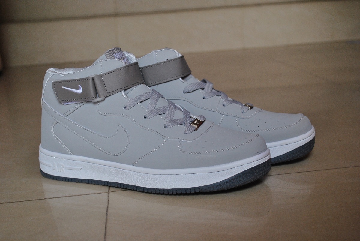 Kp3 Botas Nike Air Force One Gris Solo Talla 40 - Bs. 845,00 en Mercado  Libre