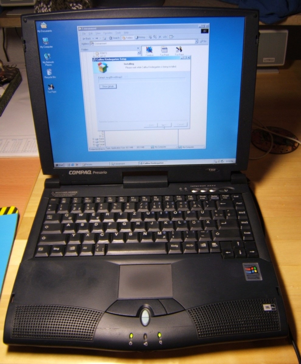 Laptop Compaq Presario 1200 (para Reparar O Repuestos) - Bs. 380.000,00