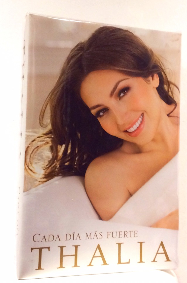 cada dia mas fuerte thalia