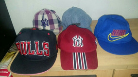 gorras adidas foot locker