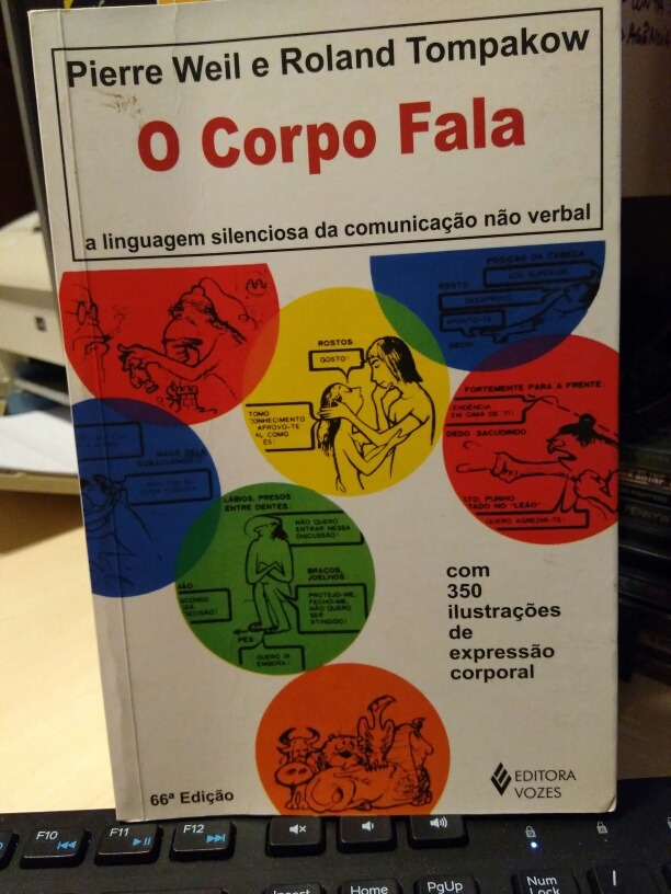 Livro O Corpo Fala Pierre Weil E Roland Tompakoww R 82 25 Em