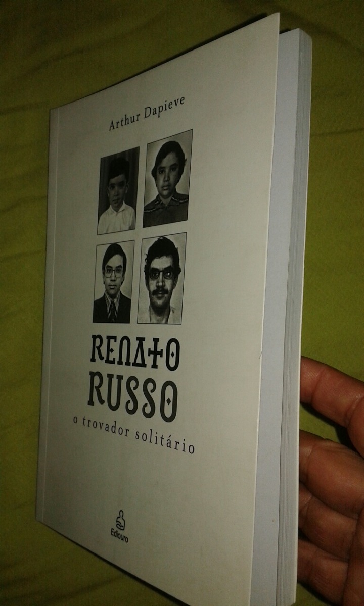 do livro renato russo o trovador solitario