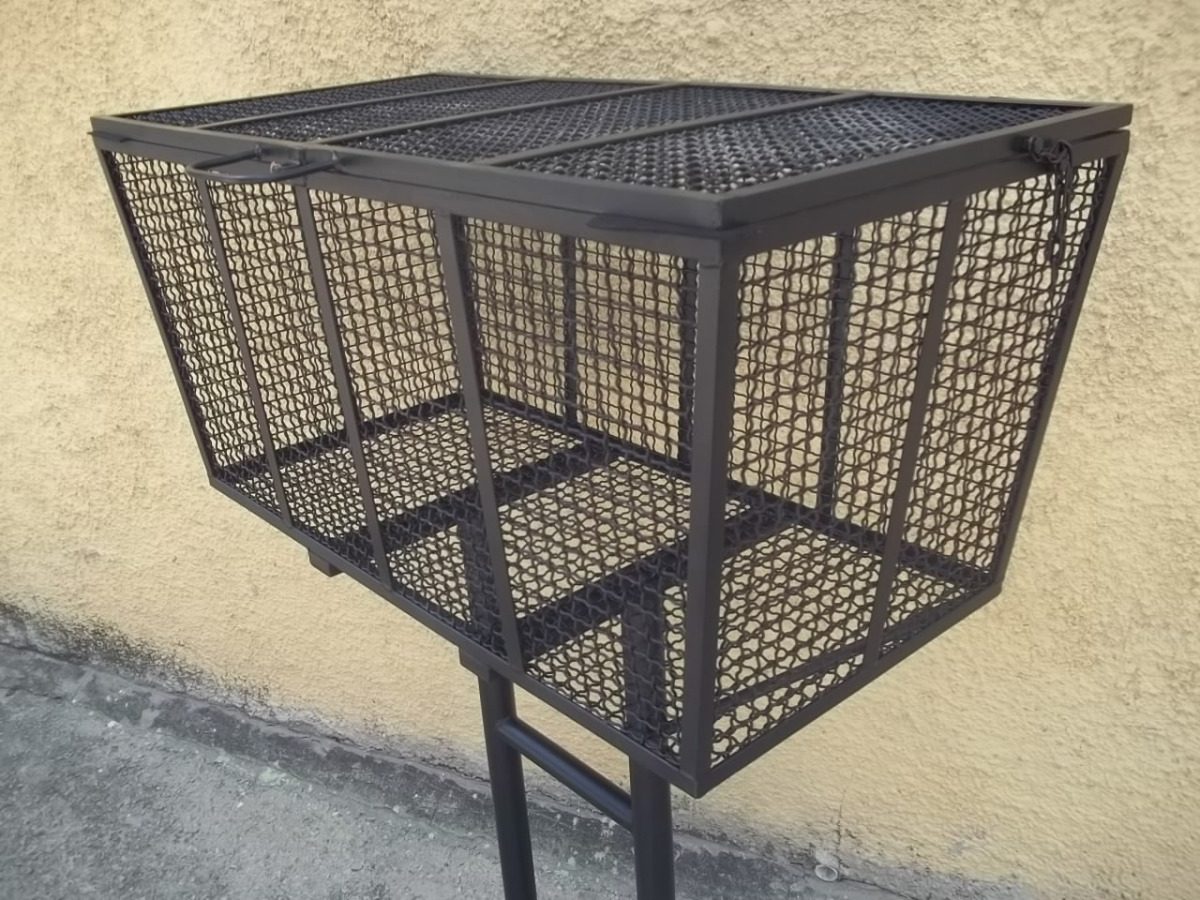 Cesto De Lixo Para Rua Lixeira De Ferro Para Condomínios E Calçadas Com Tampa - R$ 899,00 em