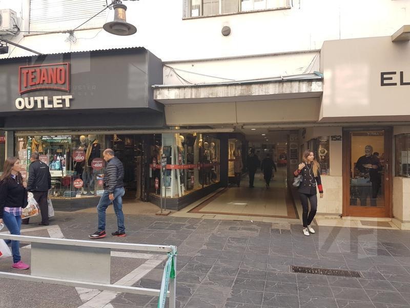 local-comercial-en-venta-alquiler-galeria-dean-funes-154-centro-D_NQ_NP_837393-MLA40149500634_122019