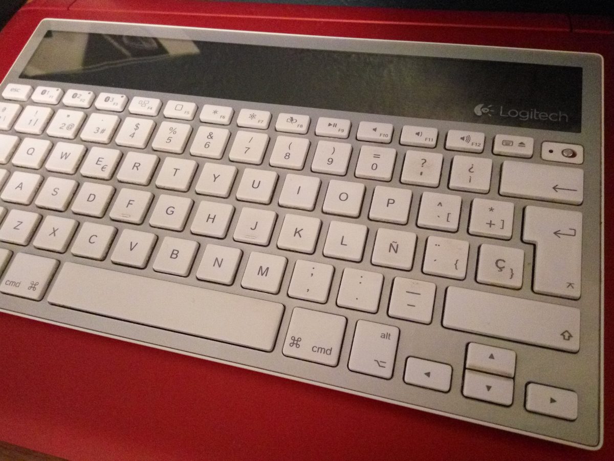 wireless solar powered keyboard wireless solar powered keyboard